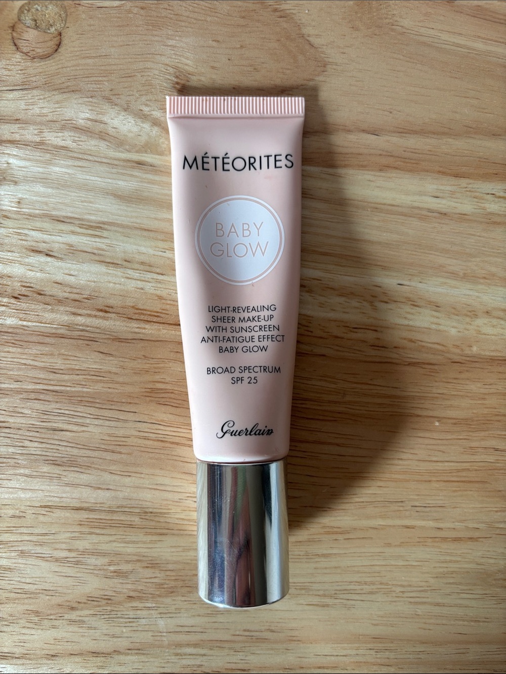 GUERLAIN Meteorites Baby Glow Sheer Makeup Shade 2 Clair / Light